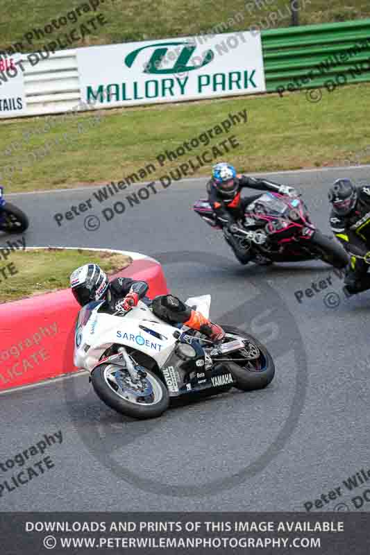 enduro digital images;event digital images;eventdigitalimages;mallory park;mallory park photographs;mallory park trackday;mallory park trackday photographs;no limits trackdays;peter wileman photography;racing digital images;trackday digital images;trackday photos